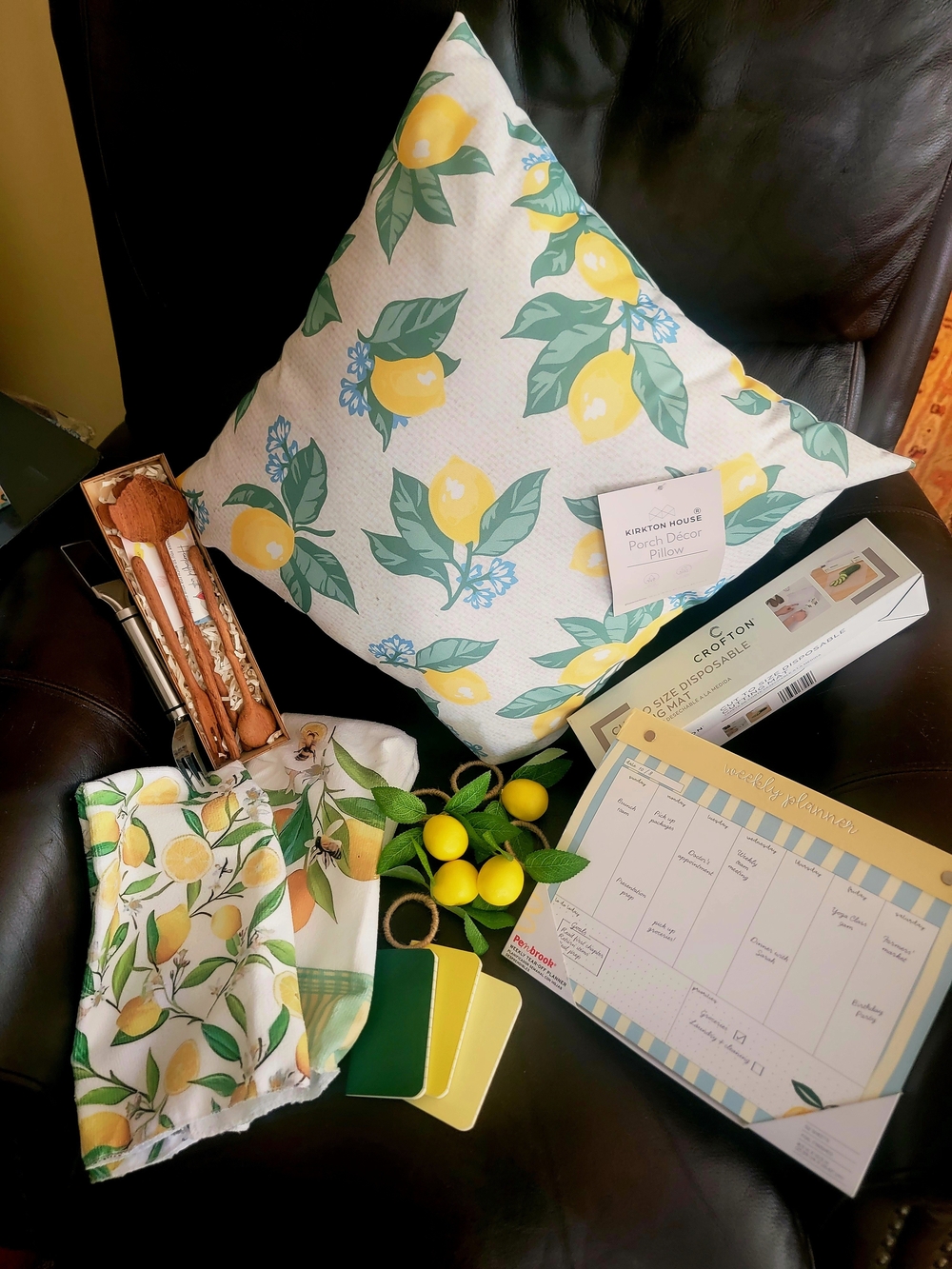 One-of-a-Kind  Lemon Print Decorative Pillow - Yellow & Green Gift Set